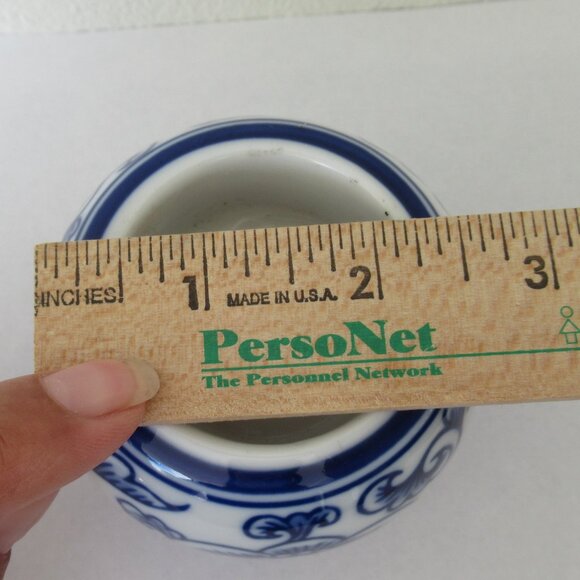 Bombay Blue and White Round Votive Tea Light Candle Holder - Picture 6 of 7